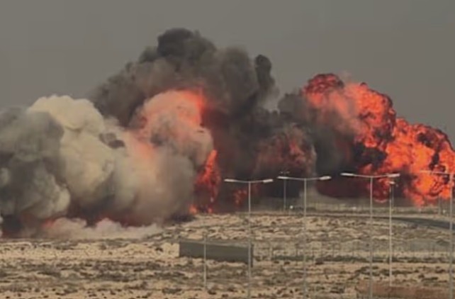 ഇന്ത്യയുടെ യുദ്ധവിമാനം തേജസ് തകര്‍ന്നുവീണു; പൈലറ്റിന് വീരമൃത്യു, അപകടം ദുബായ് എയർ ഷോയ്ക്കിടെ